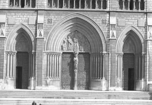 Détails de l'église st Bruno -Voiron 1910